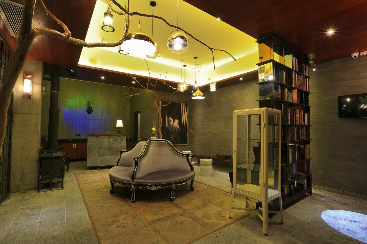Fanli Hotel Yangshuo West Street Гуейлин Екстериор снимка