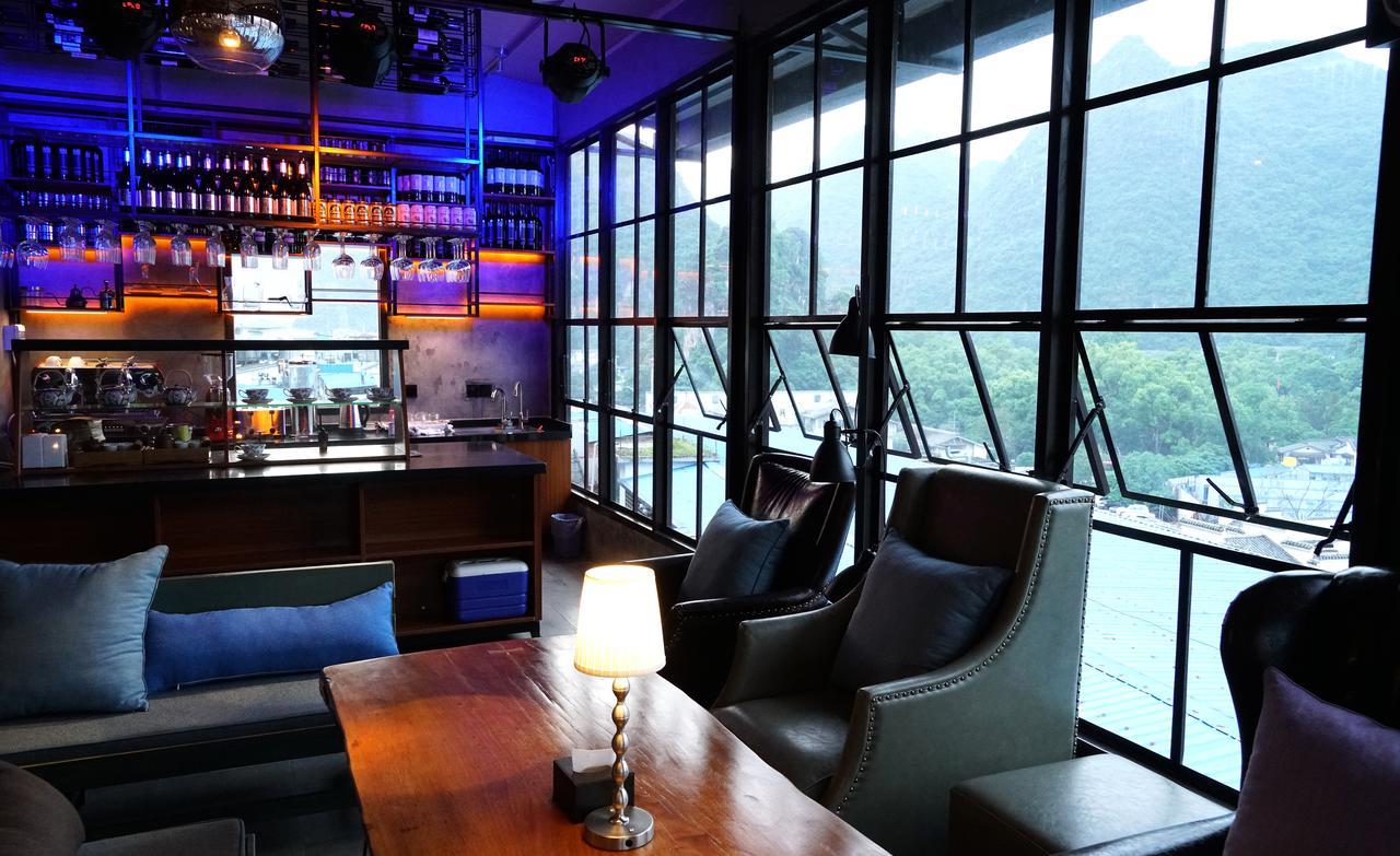 Fanli Hotel Yangshuo West Street Гуейлин Екстериор снимка
