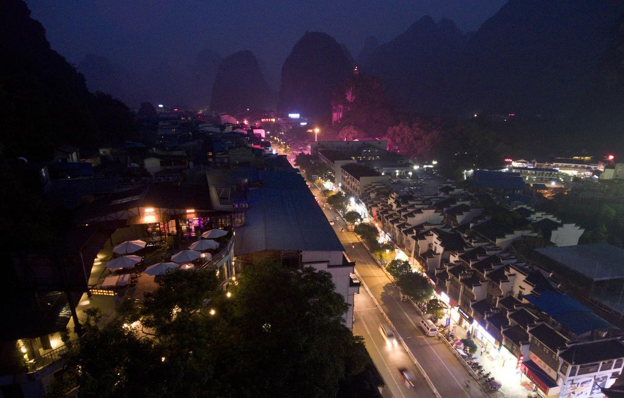 Fanli Hotel Yangshuo West Street Гуейлин Екстериор снимка