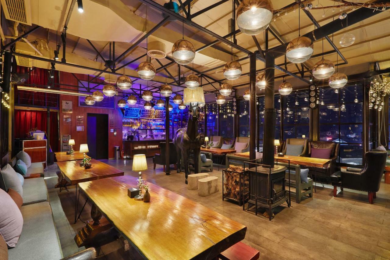 Fanli Hotel Yangshuo West Street Гуейлин Екстериор снимка